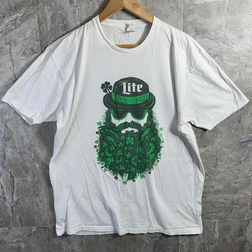 Miller Lite Green Lucky Bearded‎ Man Mens T-shirt White Knit Short Sleeve Size L
